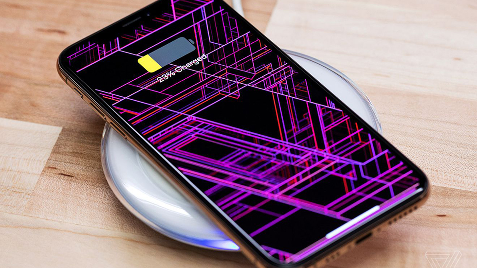 Можно брать: iPhone X сильно подешевел в России